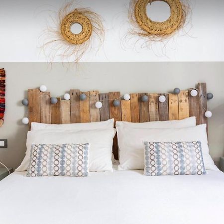 Апартаменты Cocoon, Atypical Flat In Historic Center & Breakfast Сарцана Экстерьер фото